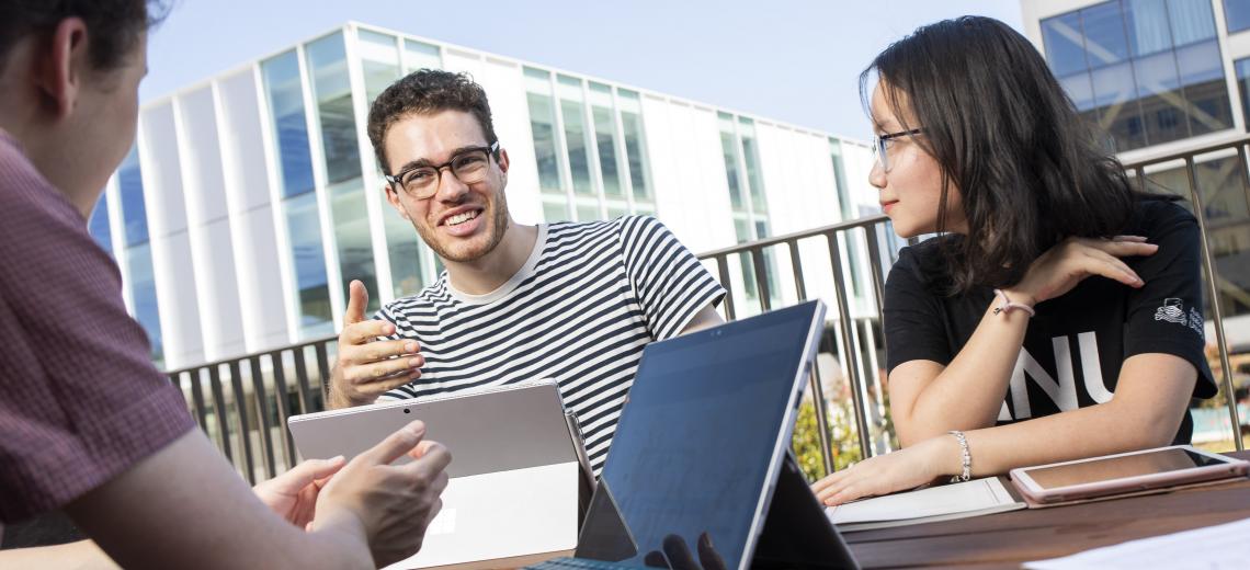 Students in Union Court